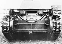 ​Из-за того, что КПП у танков были разные, их кормовые части немного отличались - Первый крейсерский | Warspot.ru