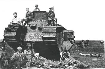 Захваченный у белых танк «За Русь святую» 1939.ru - Оборона Каховского плацдарма | Военно-исторический портал Warspot.ru