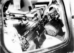 Рабочее место командира Rheinmetall Leichttraktor - Немирный трактор | Военно-исторический портал Warspot.ru