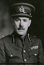 Сэр Giffard Le Quesne Martel.jpg