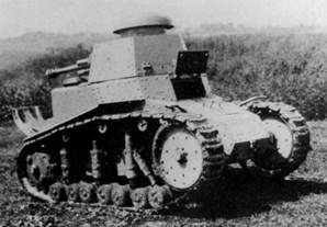 На испытаниях передние крылья снимались. Танк получил орудие с дульным тормозом, который оказался малоэффективным - От «Теплохода «АН» к МС-1 | Warspot.ru